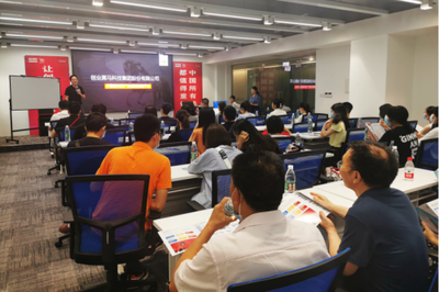 探寻科创原动力 50余名基层干部实地调研创业黑马两江基地，解码人工智能双创服务新生态